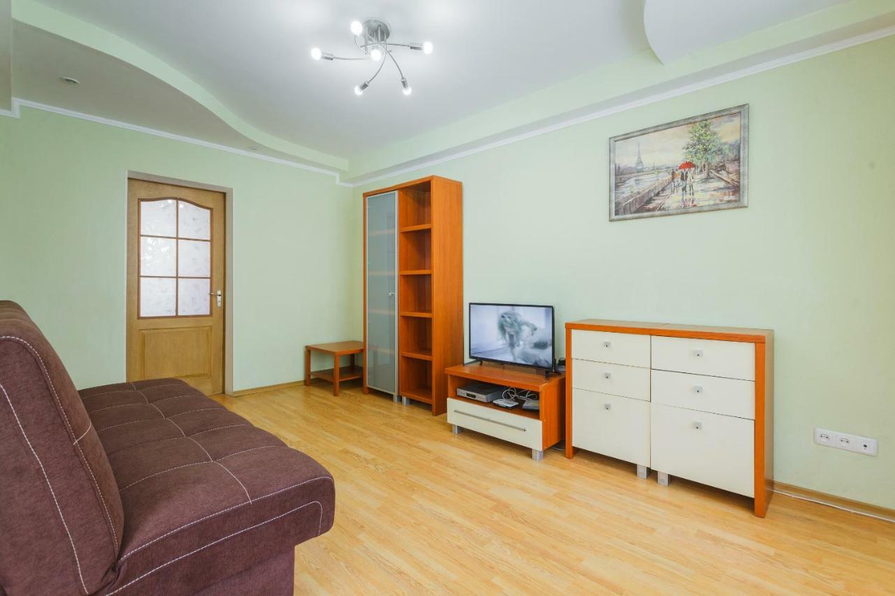 911Flat Kyiv Exterior photo