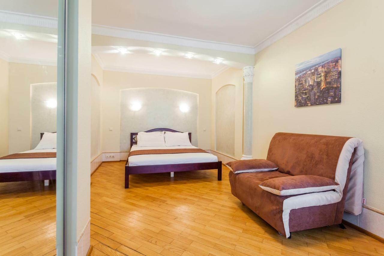 911Flat Kyiv Exterior photo